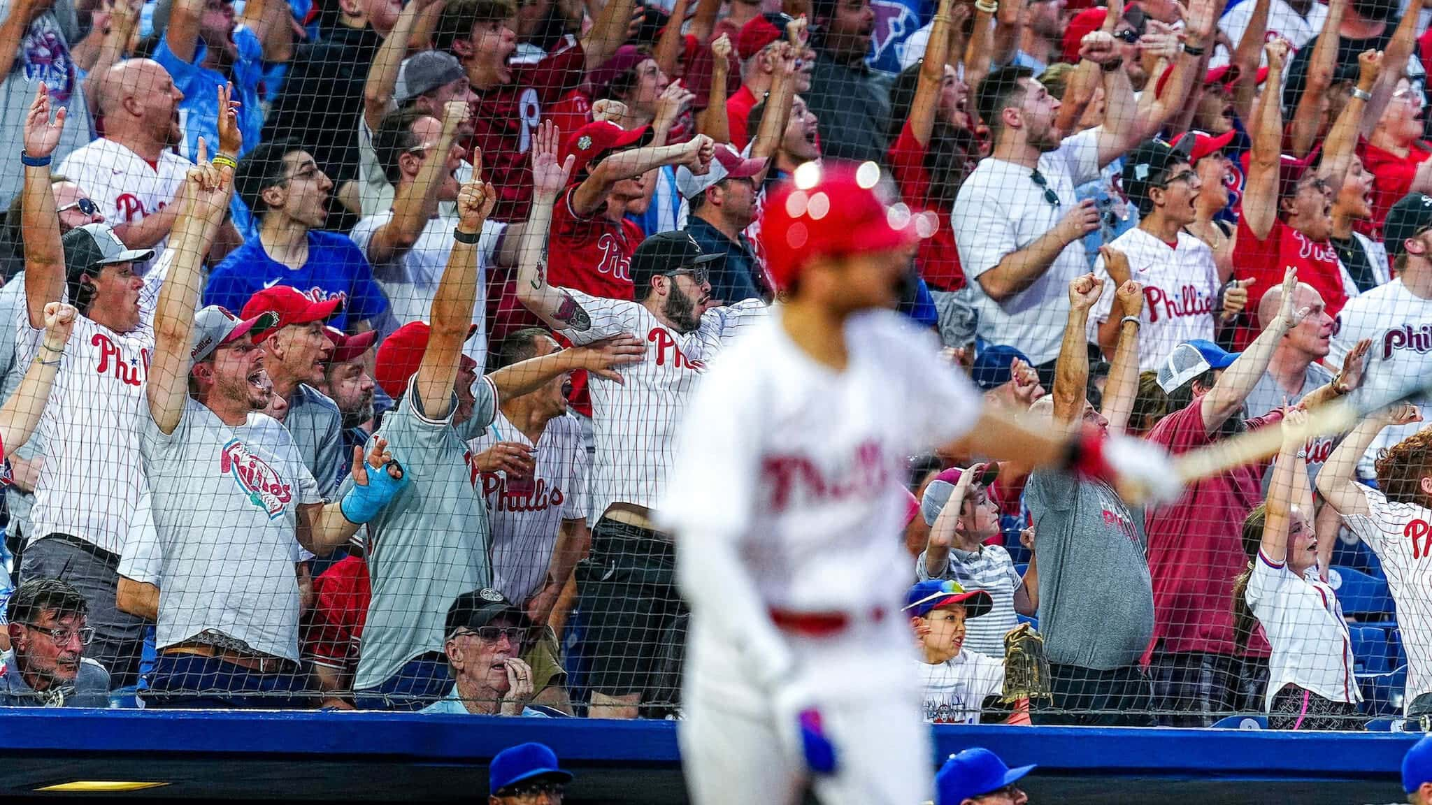 poster Trea Turner: Quay Đầu The Turnaround